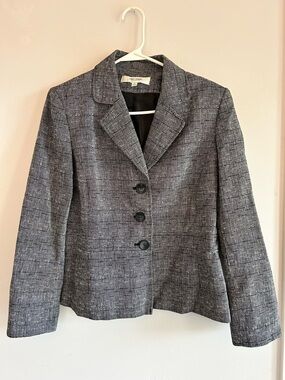 Jones Studio Charcoal Textured Three-Button Blazer